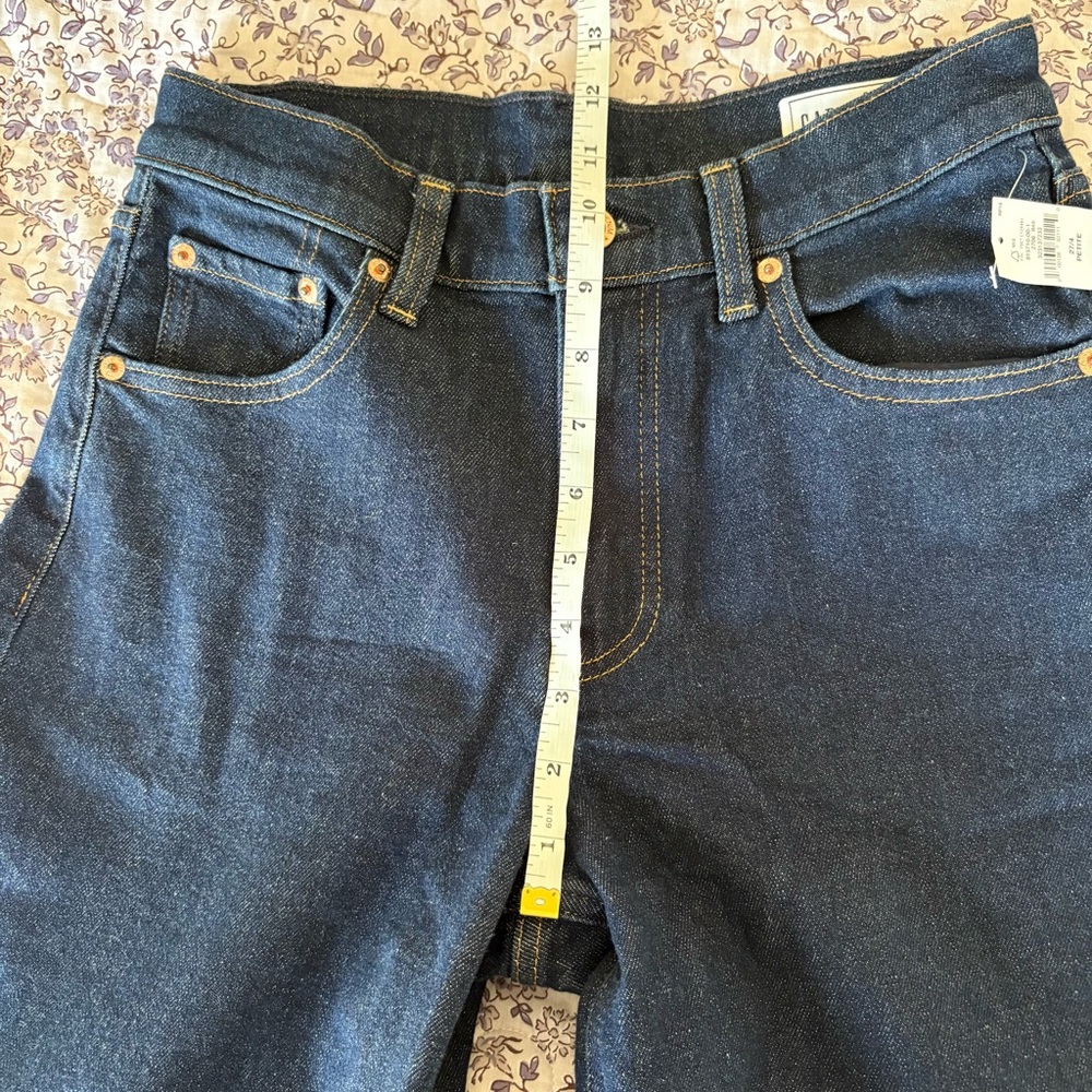 Gap High Rise Stride Wide-Leg Jeans - Picture 4 of 8